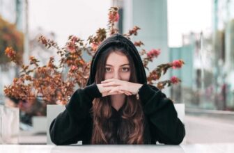 9 Psychological Techniques on Reading People