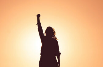 The Confidence Routine: 5 Minutes a Day to Rewire Your Self-Belief