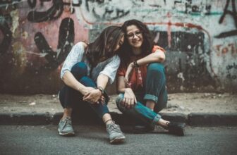 15 Ways To Help A Friend Through A Breakup